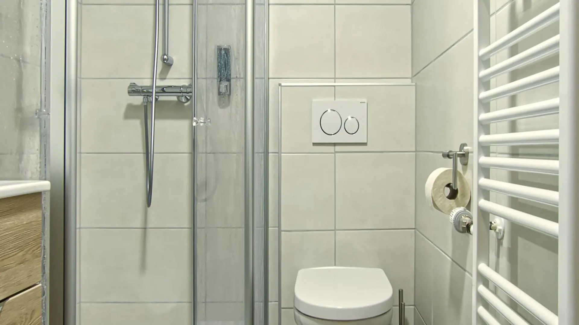 *** Отель Garnihotel Zur Linde - Bayerischer Wald - Aktivcard Mit 154 Kostenfreien Leistungen - Kostenloser Parkplatz Лоберг Германия