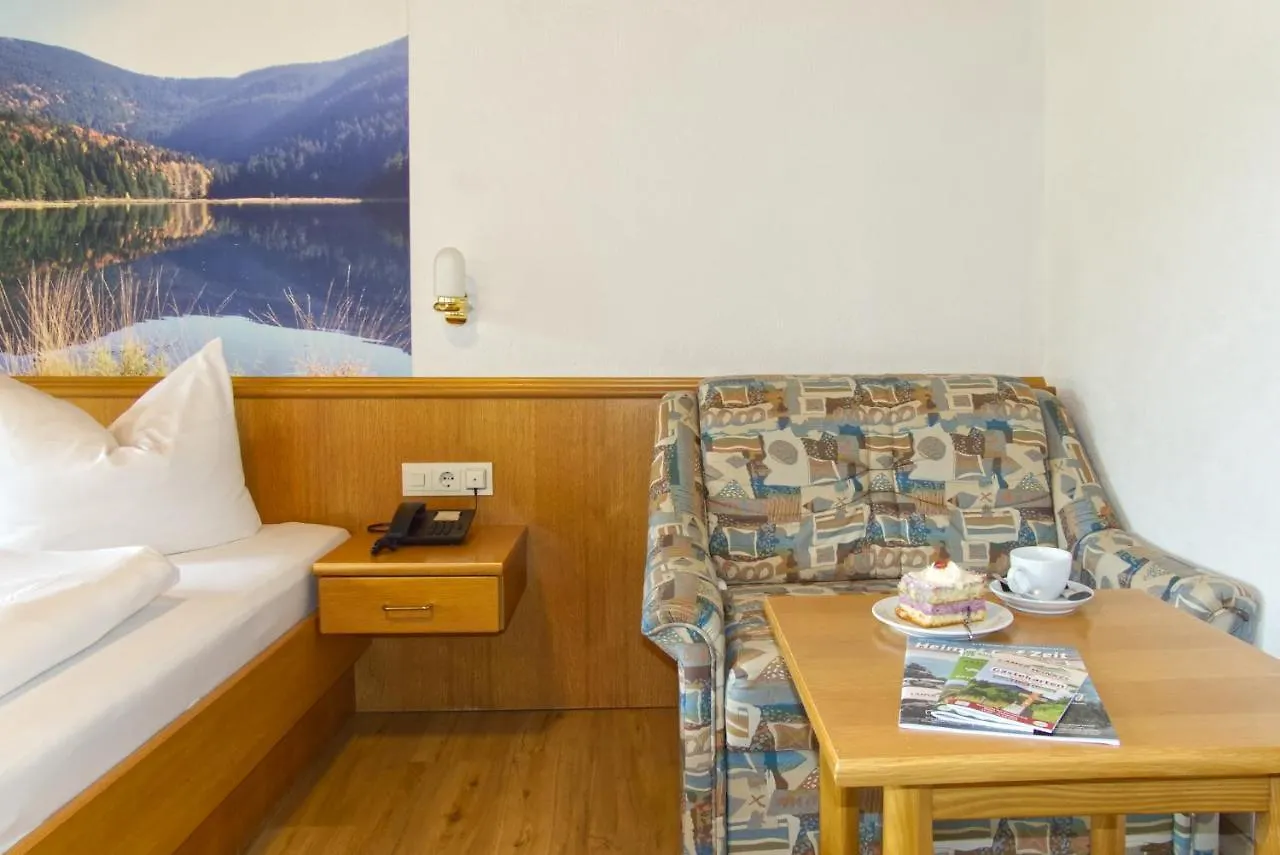 *** Hotel Garnihotel Zur Linde - Bayerischer Wald - Aktivcard Mit 154 Kostenfreien Leistungen - Kostenloser Parkplatz Lohberg Germany