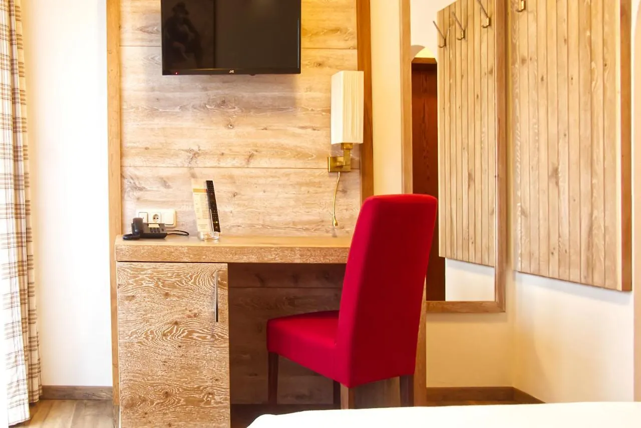Garnihotel Zur Linde - Bayerischer Wald - Aktivcard Mit 154 Kostenfreien Leistungen - Kostenloser Parkplatz Lohberg Hotel