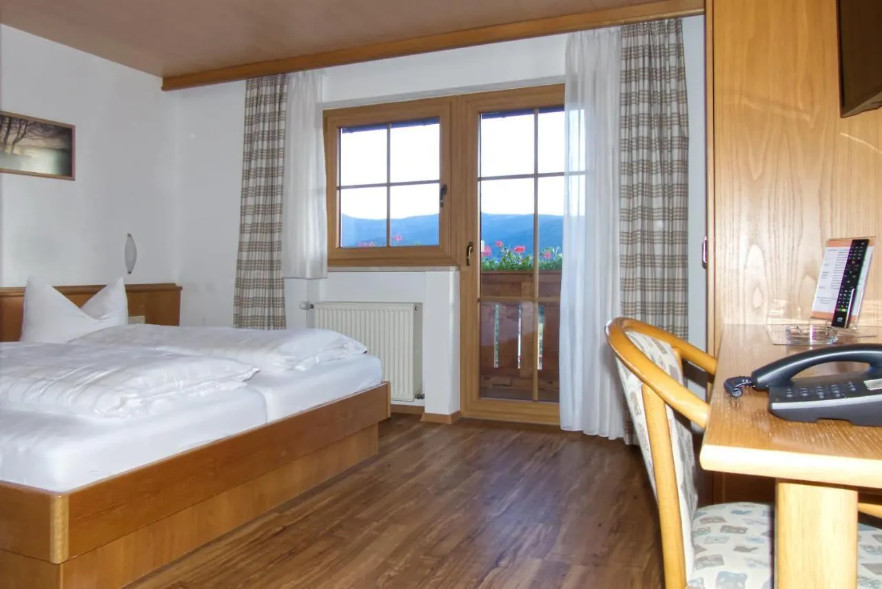 *** Hotel Garnihotel Zur Linde - Bayerischer Wald - Aktivcard Mit 154 Kostenfreien Leistungen - Kostenloser Parkplatz Lohberg Germany