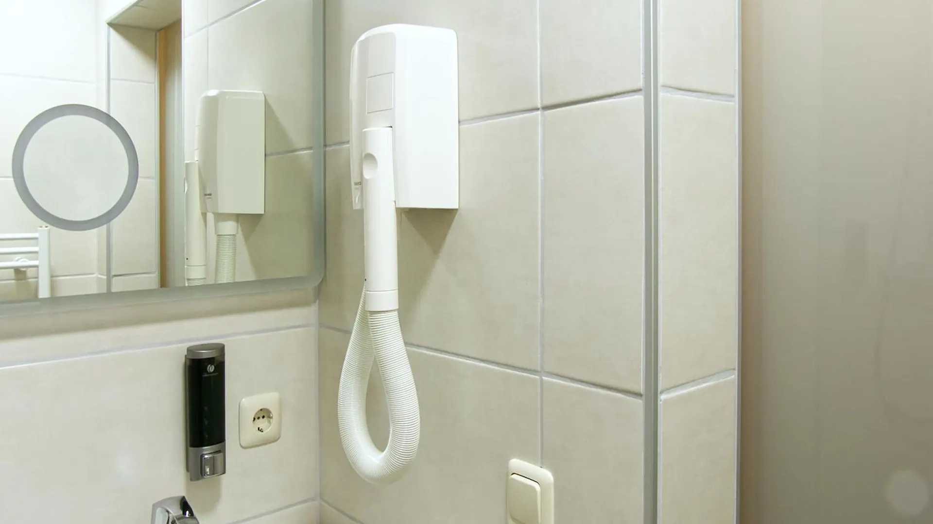 GarniHotel zur Linde Lohberg
